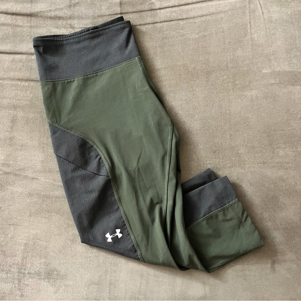 Under Armour Women’s ArmourVent Trail Capri, L
